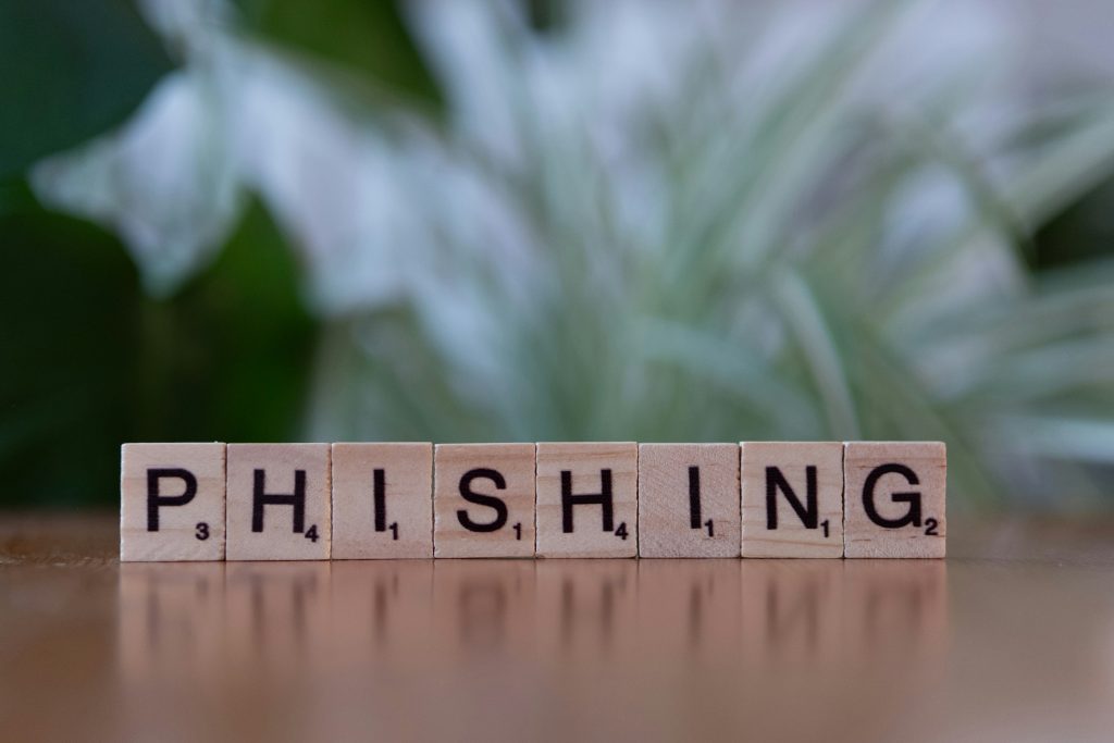 Phishing Bancario: ¿Debe el Banco Devolverte el Dinero?